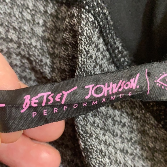 💰Betsey Johnson grey and black zip cardigan - Picture 3 of 6